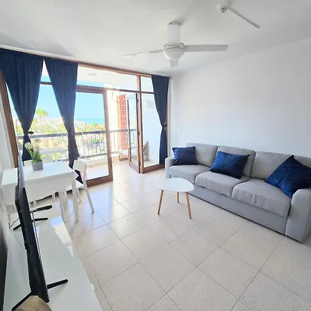 Alba Del Mar 아데제