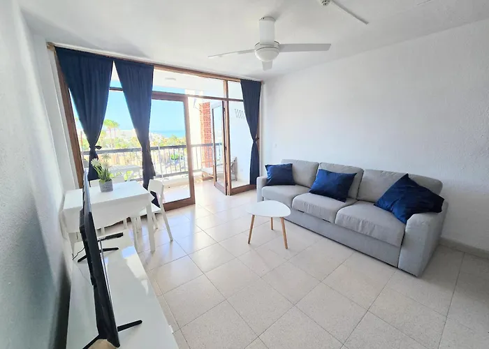 Alba Del Mar 아데제